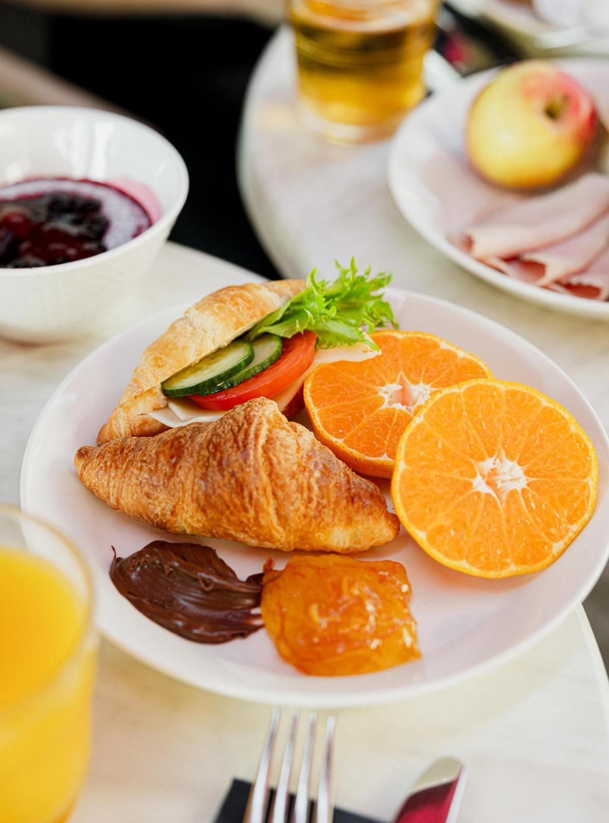 Hotel Emilia Hameenlinna Ngoại thất bức ảnh
