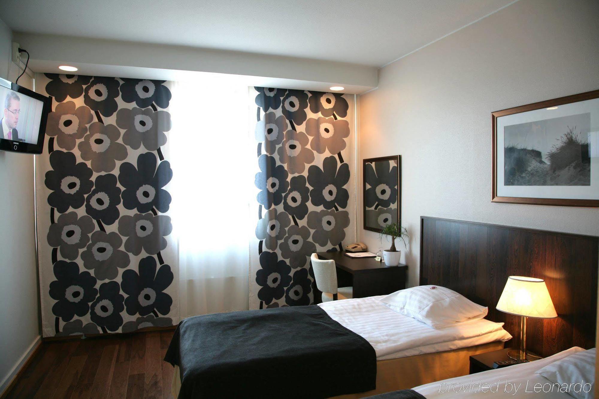Hotel Emilia Hameenlinna Ngoại thất bức ảnh